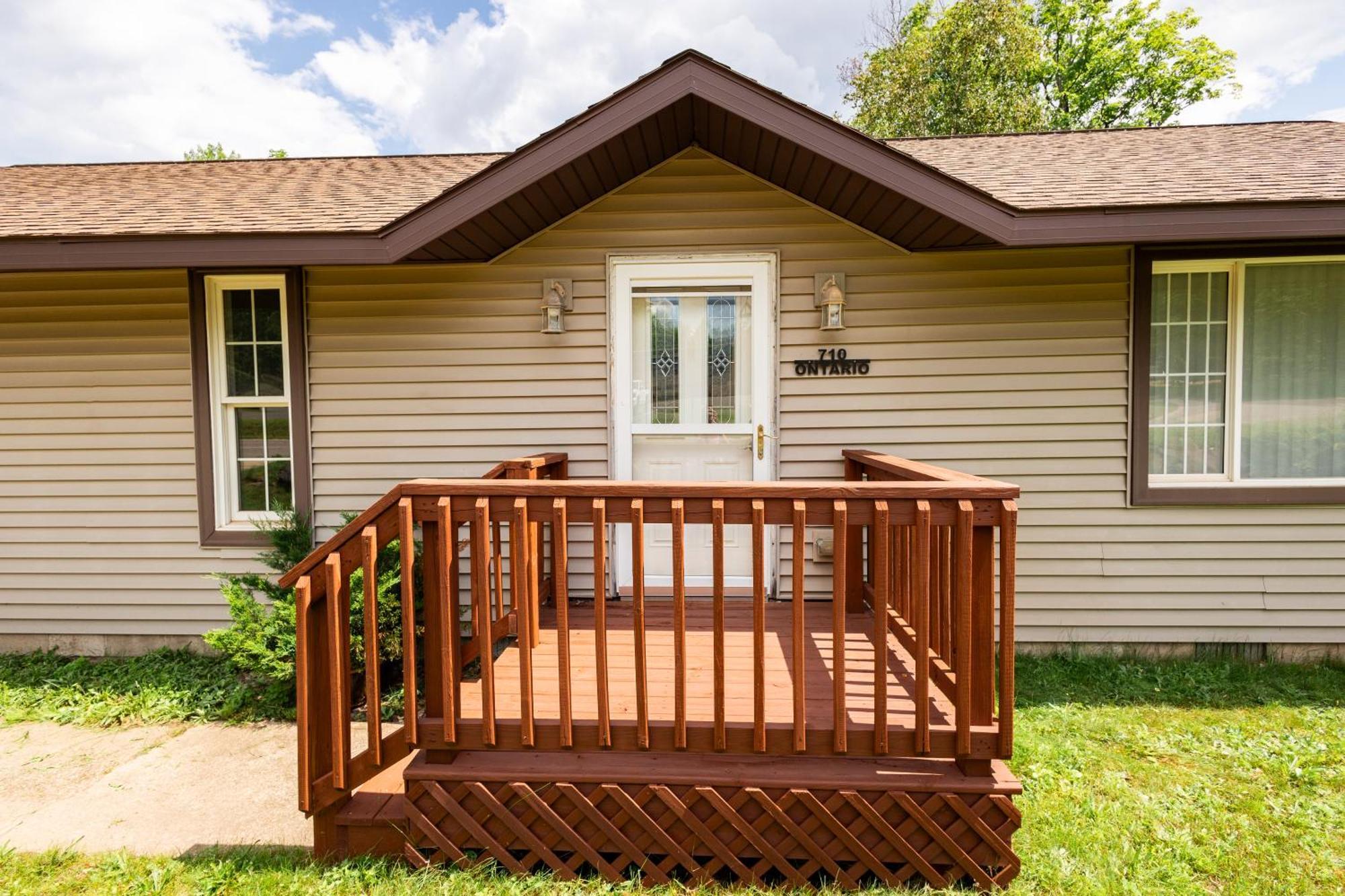 Indoor Hot-Tub! Spacious & Updated Mqt Township Home! Marquette Esterno foto