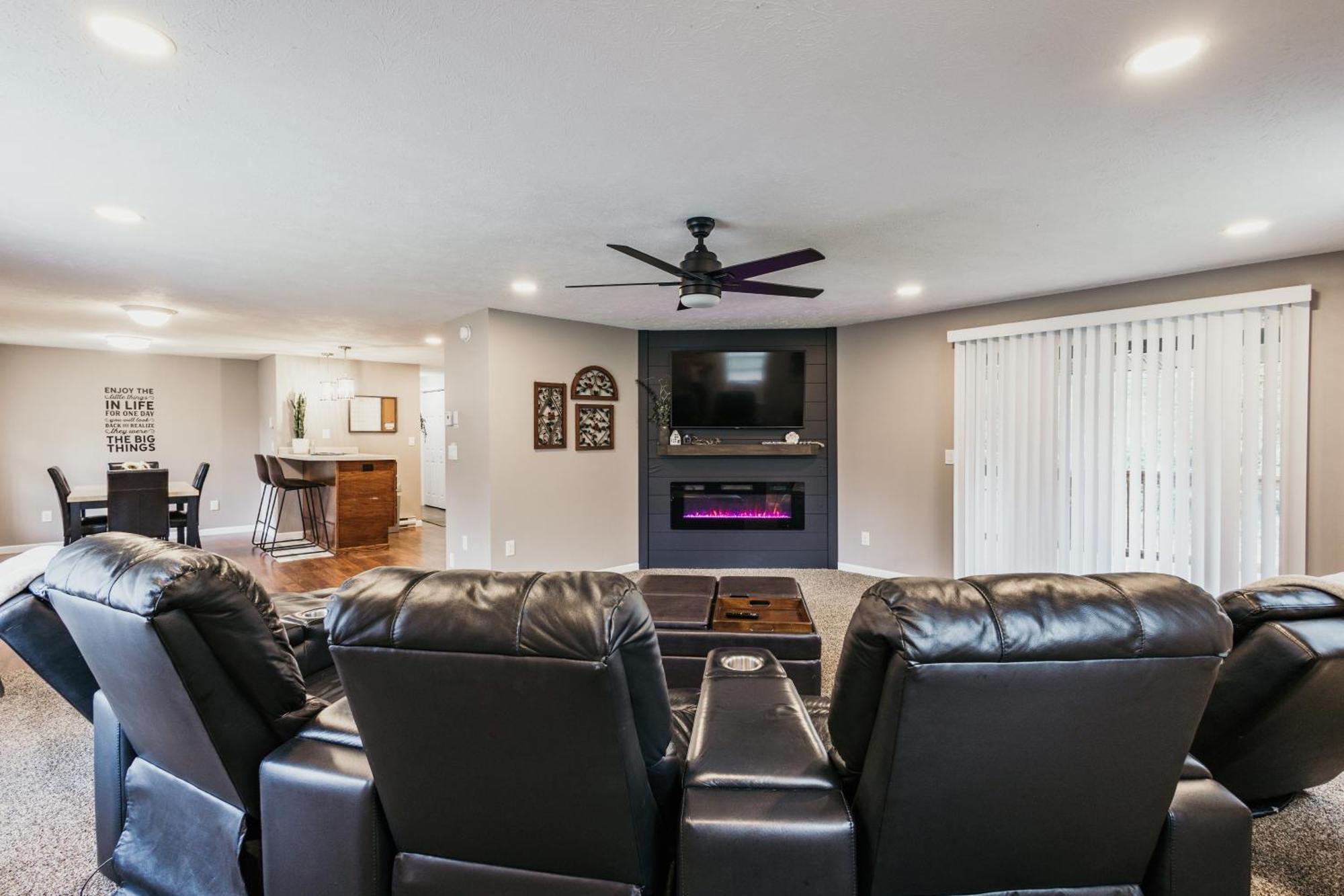 Indoor Hot-Tub! Spacious & Updated Mqt Township Home! Marquette Esterno foto